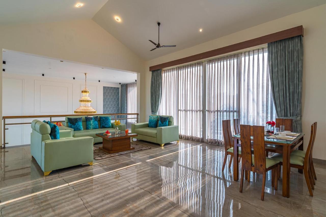Stayvista At Serenity Farms With Pool, Lawn, Bonfire & Bbq Sohna Екстер'єр фото