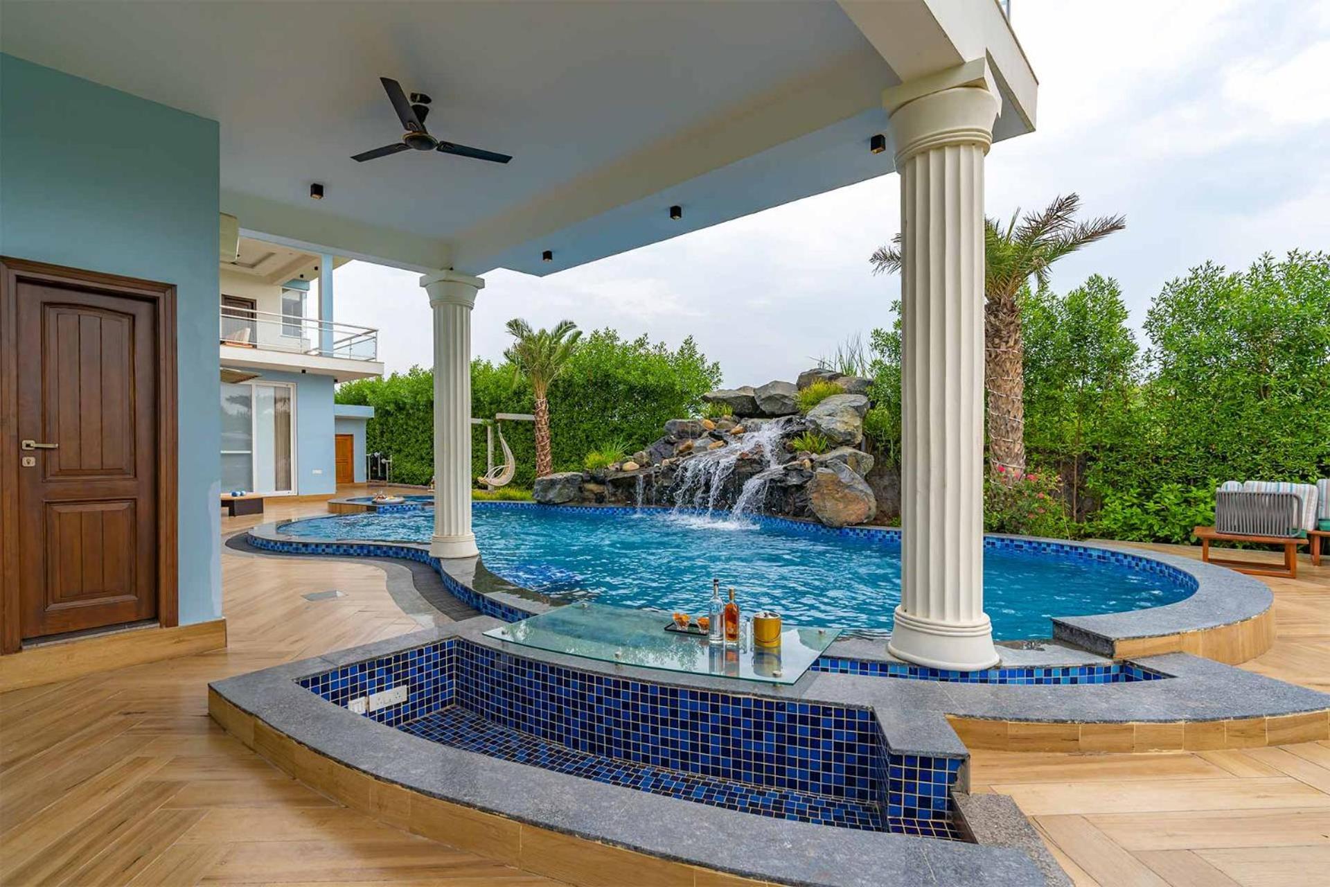 Stayvista At Serenity Farms With Pool, Lawn, Bonfire & Bbq Sohna Екстер'єр фото